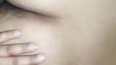 Big Ass Bhabhi Ki Chut Or Gand Me Hath Laga Ke Pani Nikala. Risky Capture For U All