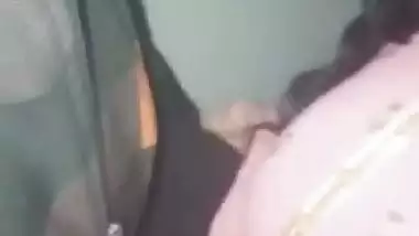 Desi blowjob – Bangladesi randi sucking lund