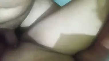 Beautiful desi lovers riding chudai MMS video