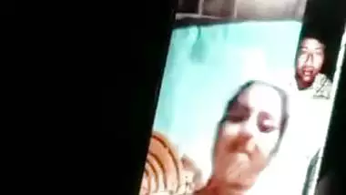 Chubby village aunty shows nude figure on video call