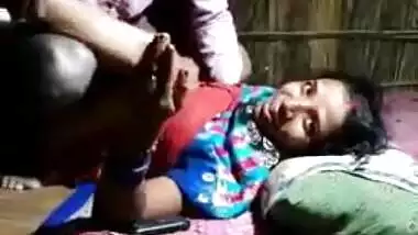 Barn is a good place for Desi wife and lover to have XXX fun