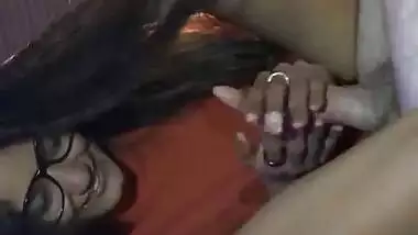 Cute NRi Girl Give Nice Handjob to Lover