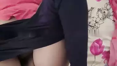 Unsatisfied Maharashtrian lady’s desi sex with her servant