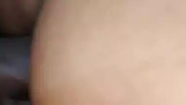 Hd desi sex video of a couple fucking in the bathroom