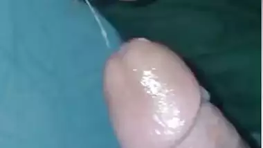 Lady sucks Indian big black dick in desi sex MMS