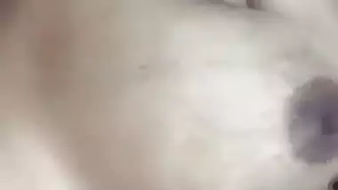 Girlfriend rubbing pussy xxx and fingering video making