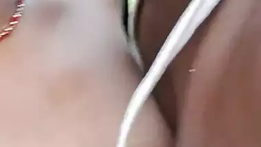 Desi Tamil milf enjoys outdoor sex with her neighbor