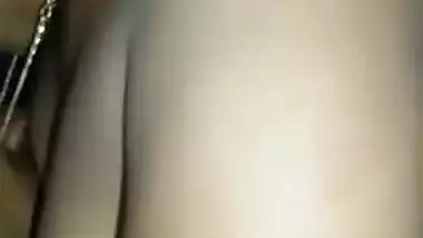 Desi breast sucking MMS