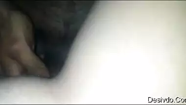 Tamil Hot Sexy bhabhi showing Boobs