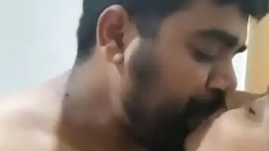 Romantic couple’s Indian sex video from their vacation