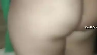 Exclusive- Desi Bhabhi Big Ass And Boobs Capture By Hubby