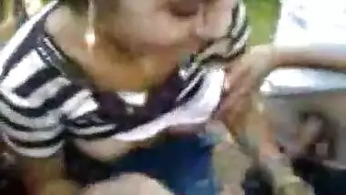 Sexy indian randi group blowjob in park