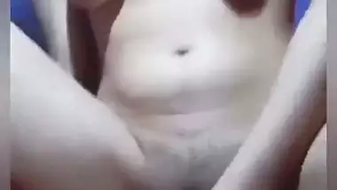 Bangladeshi Chittagong girl masturbating using cucumber