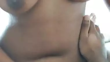 Tamil milf rides on her lover’s cock in desi MMS