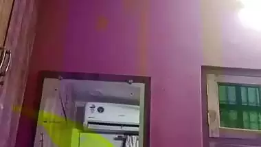 Sister after bath nude wet body showing before dressing