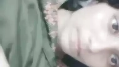 Cute girlfriend exposing nude big boobs viral selfie