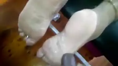 more mature Indian feet 