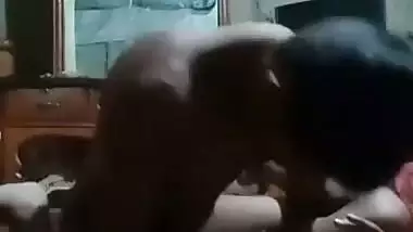 Village couple’s xxx desi MMS of chudai